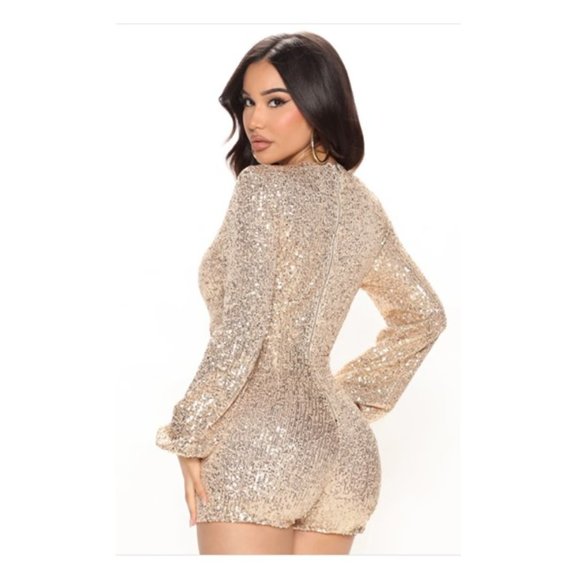 Fashion Nova Pants - FashionNova Gold Sequin Romper Size Medium